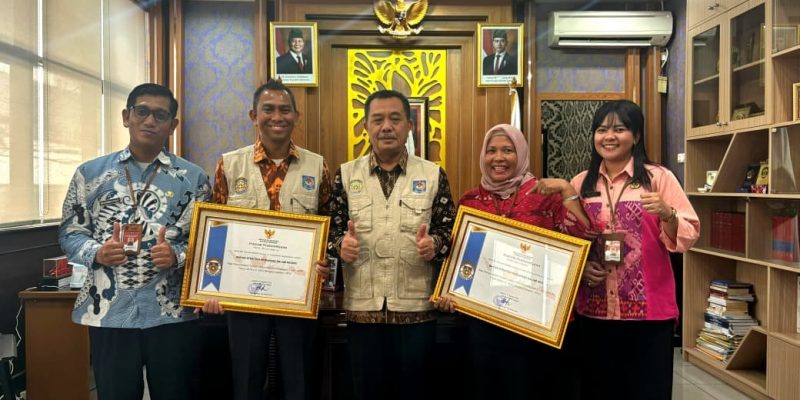 BSKDN Kemendagri Terima Penghargaan Atas Capaian 100 Persen Penyelesaian TLHP BPK RI