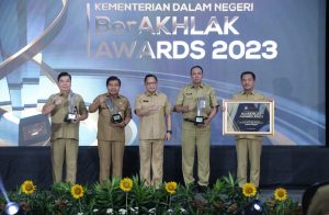 BSKDN Raih Penghargaan The Most Responsive Partisipant dalam Kemendagri BerAKHLAK Award 2023