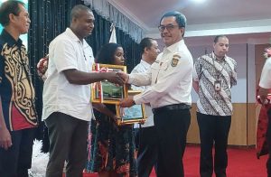 Tinjau Perkembangan Inovasi di Papua Barat, Kepala BSKDN Tekankan Pemanfaatan Hasil Riset