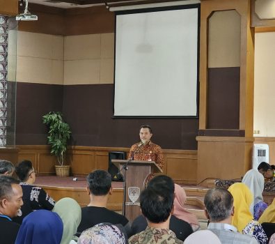 Kepala BSKDN Minta Daerah Wujudkan Pelayanan Publik yang Cepat, Murah, dan Muda