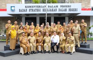 BSKDN Kemendagri Beri Pembekalan Bupati Indramayu, Dorong Kebijakan Berbasis Data dan Bukti