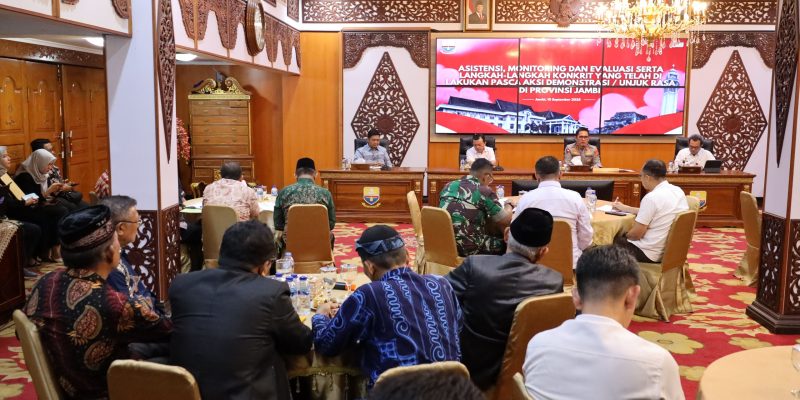 Turun ke Jambi, Kepala BSKDN Pastikan 11 Arahan Mendagri Dijalankan, Siskamling Kembali Diaktifkan